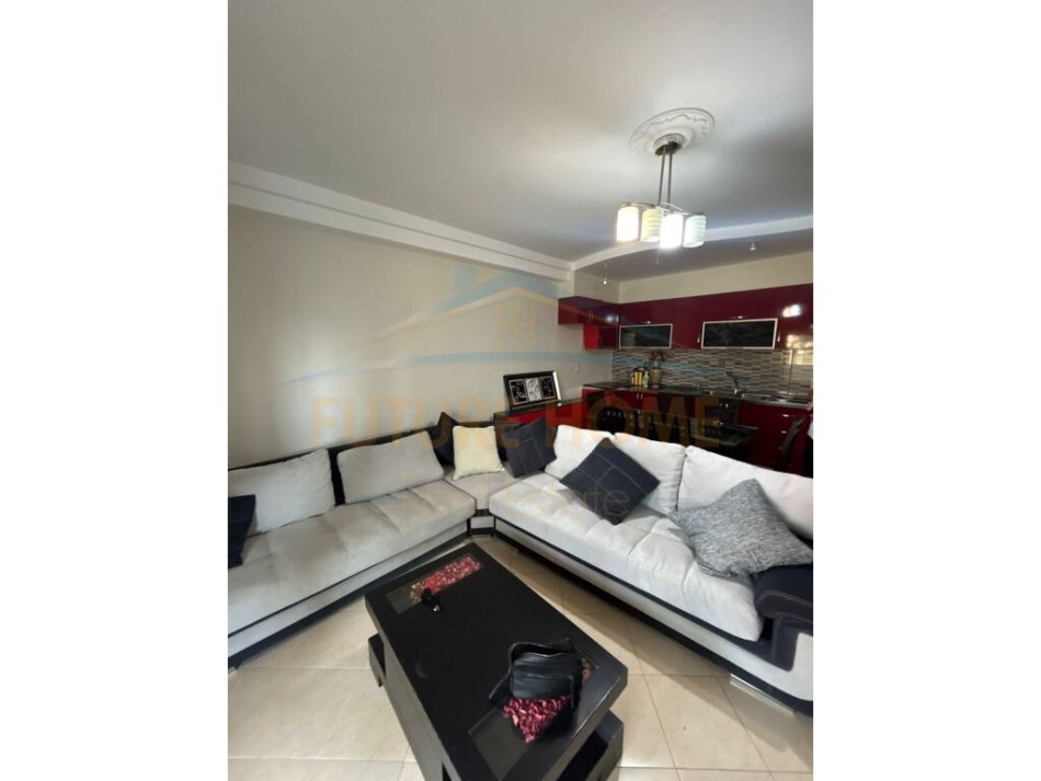 Tirane, shitet apartament 2+1+Aneks+Ballkon, Kati 1, 108 m² 127,000 € (Alidemi)