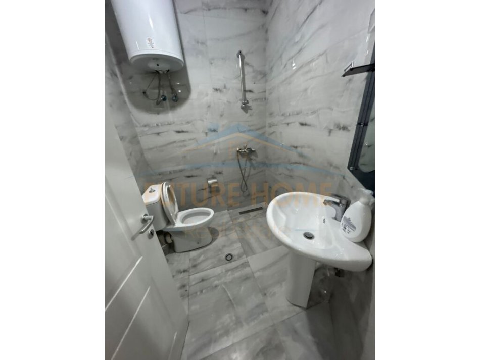 Tirane, shitet apartament 2+1+Aneks+Ballkon, Kati 1, 108 m² 127,000 € (Alidemi)