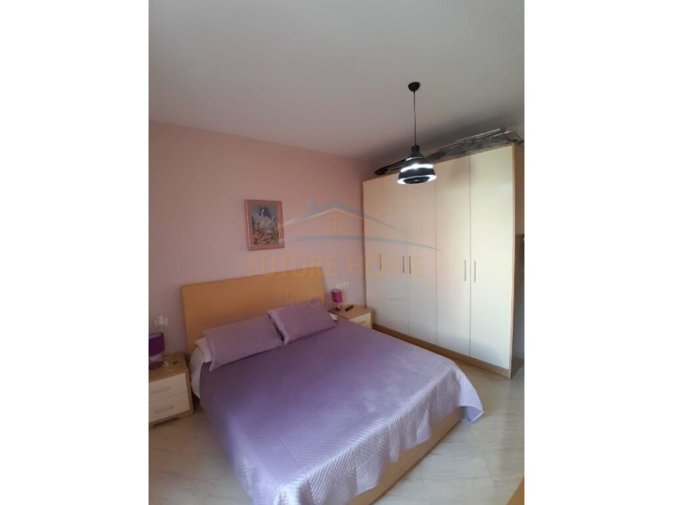 Tirane, shitet apartament 1+1 Kati 2, 75 m² 90.000 € (Shkoze)