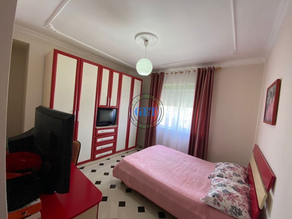 Durres, shitet apartament 3+1+Ballkon, Kati 6, 128 m² 155,000 € (Pallati i Sportit)