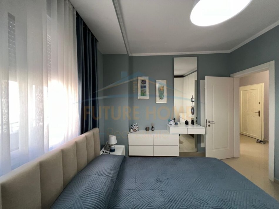 Durres, shitet apartament+verande | Penthouse 2+1+Ballkon Kati 8, 150 m² 120.000 € (shkembi kAVAJES)