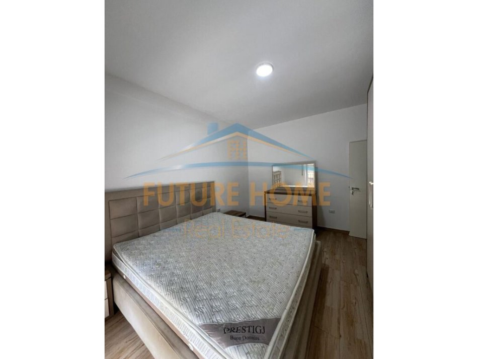 Tirane, shes apartament 1+1+Ballkon Kati 1, 85 m² 145.000 € (RRUGA 5 MAJI)