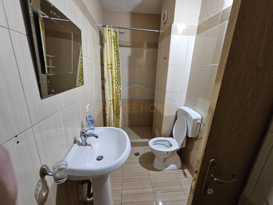 Tirane, shitet apartament 1+1+Ballkon Kati 7, 75 m² 160.000 € (Rruga e Elbasanit)