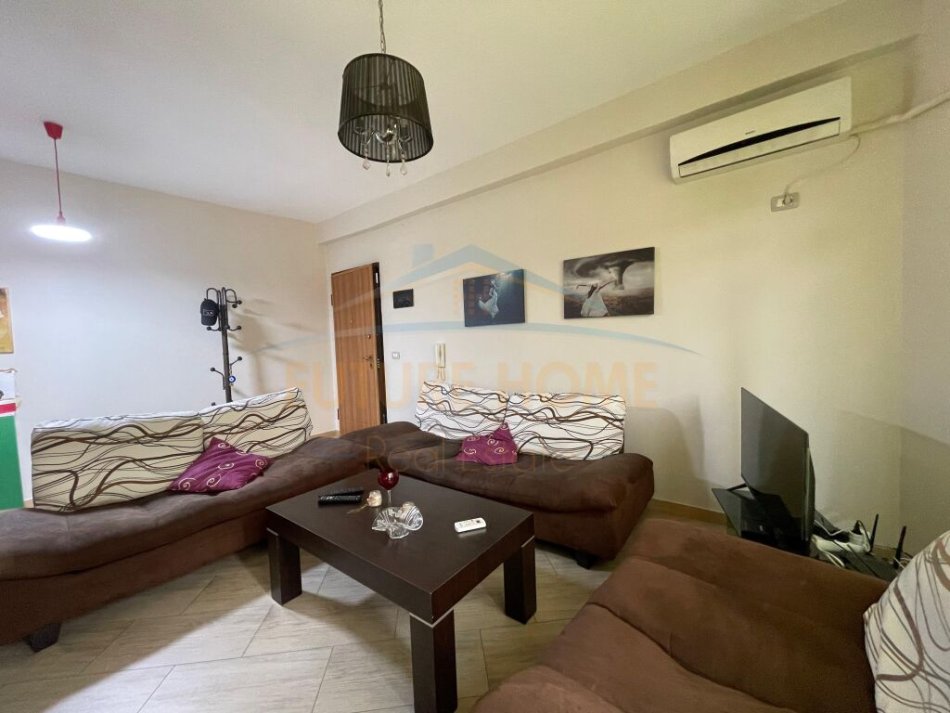 Tirane, shitet apartament 1+1 Kati 8, 60 m² 80.000 € (Fresk, Tiranë)