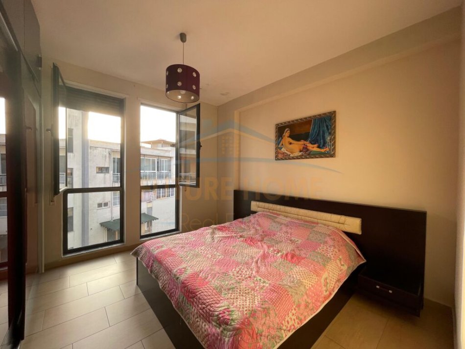 Tirane, shitet apartament 1+1 Kati 8, 60 m² 80.000 € (Fresk, Tiranë)