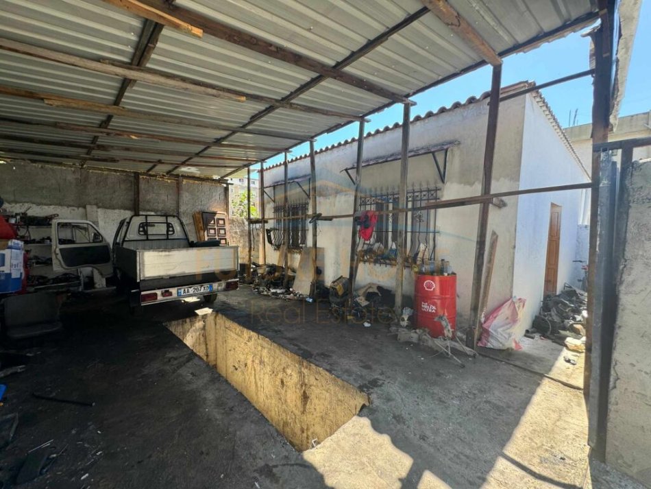 Shitet Godine Biznesi , 370.000 € (VARRI I BAMIT)