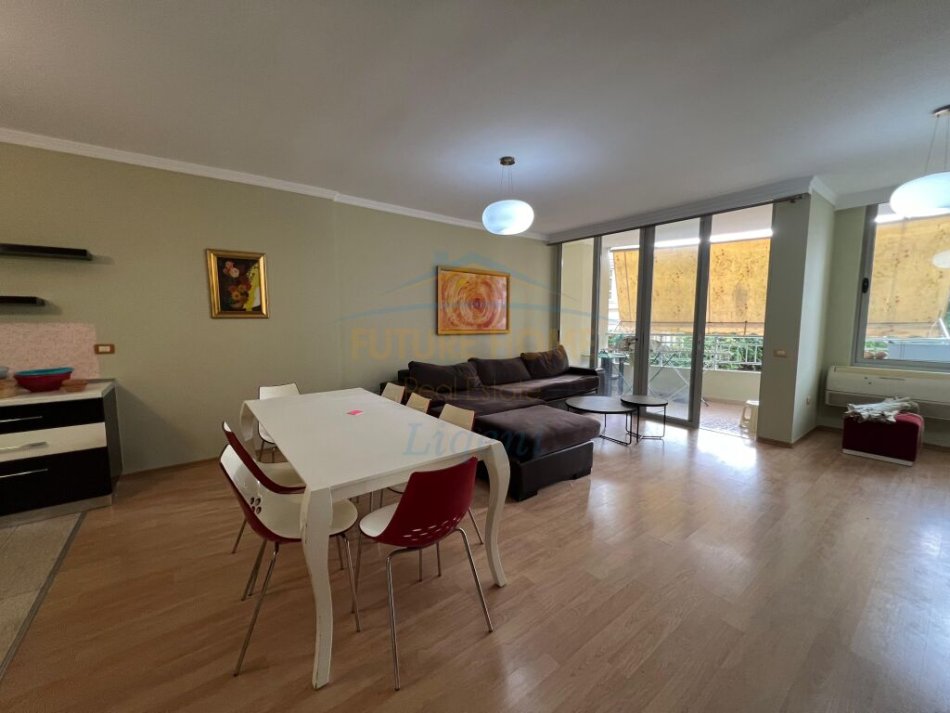 jepet me qera apartament Kati 1, 142 m² 500 € (LIQENI I THATE)