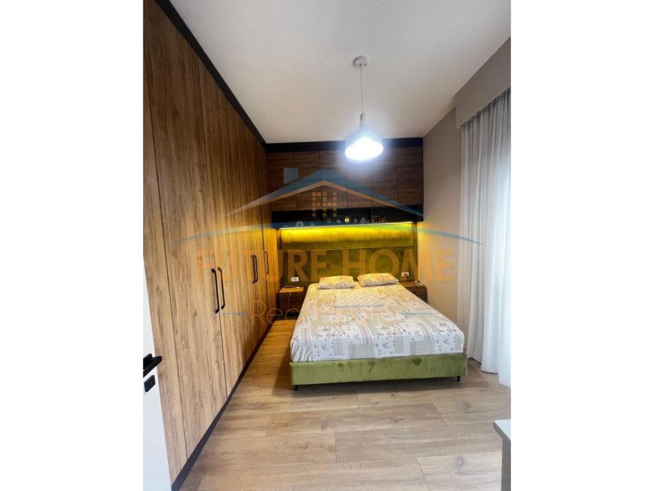 Tirane, shitet apartament 1+1+Ballkon Kati 2, 47 m² 125.000 € (Pazari i Ri)