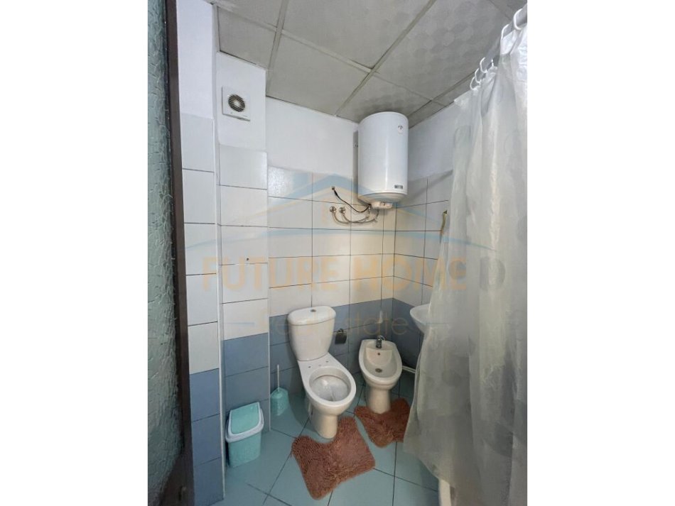 Durres Plazh, jepet me qera apartament 1+1+Aneks+Ballkon Kati 3, 72 m² 400 € (Pavarsia)