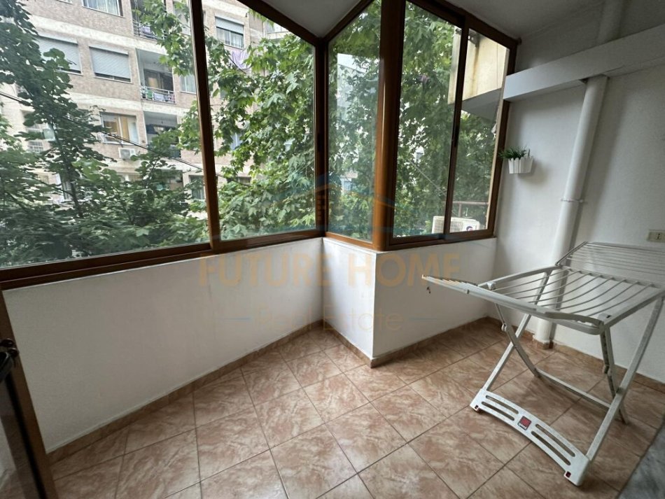Tirane, Shitet,  Apartament 2+1+Ballkon Kati 1, 103 m² 120.000 € (Yzberisht)