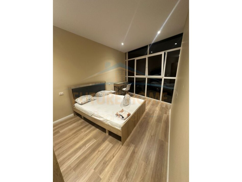 Tirane, jepet me qera apartament 1+1+Ballkon Kati 9, 65 m² 500 € (Rezidenca Future Home)