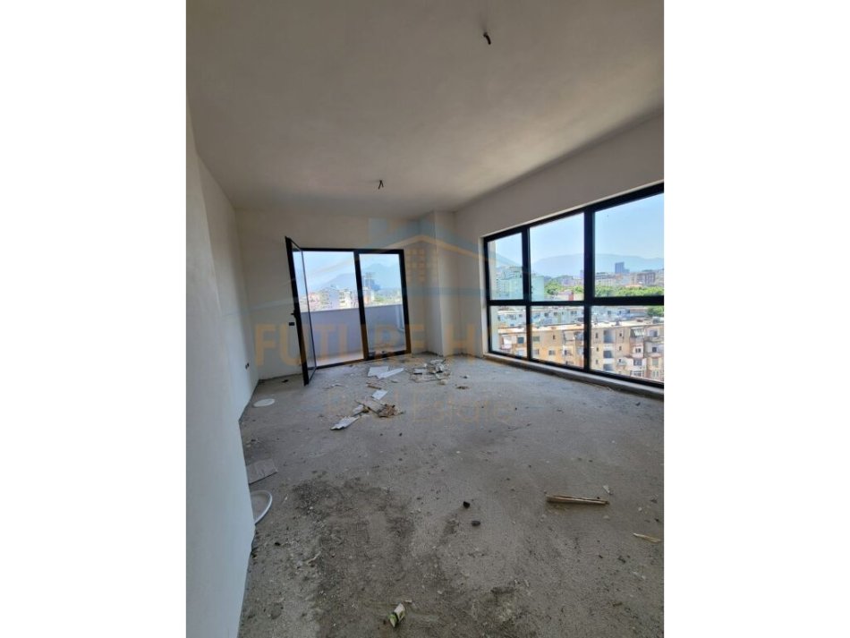 Tirane, shitet 2+1+Ballkon Kati 6, 98 m² 245.600 € (Bulevardi Gjergj Fishta)