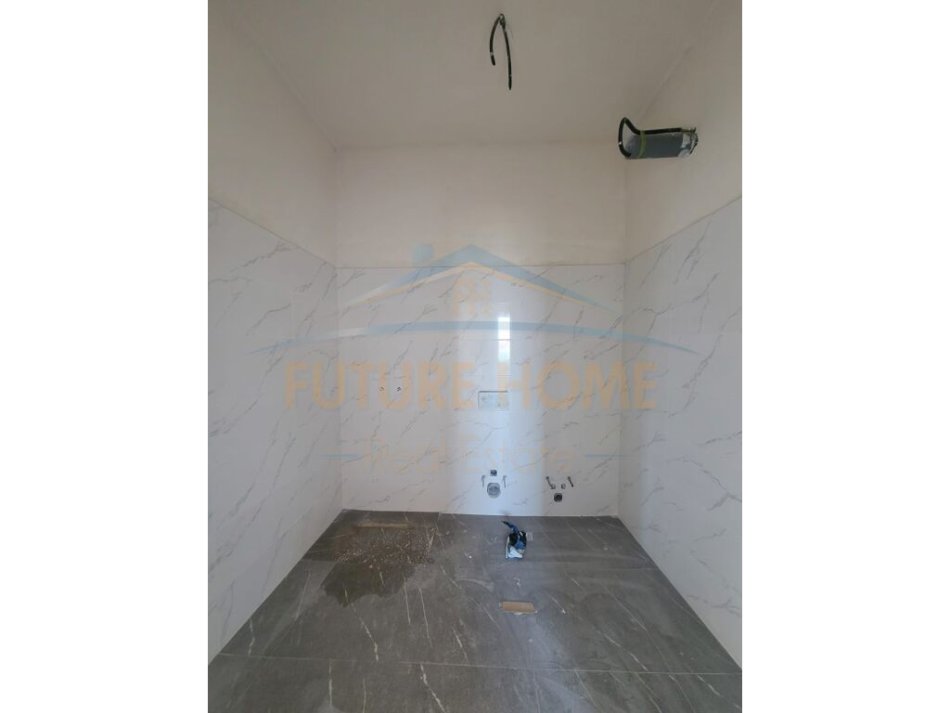 Tirane, shitet 2+1+Ballkon Kati 6, 98 m² 245.600 € (Bulevardi Gjergj Fishta)