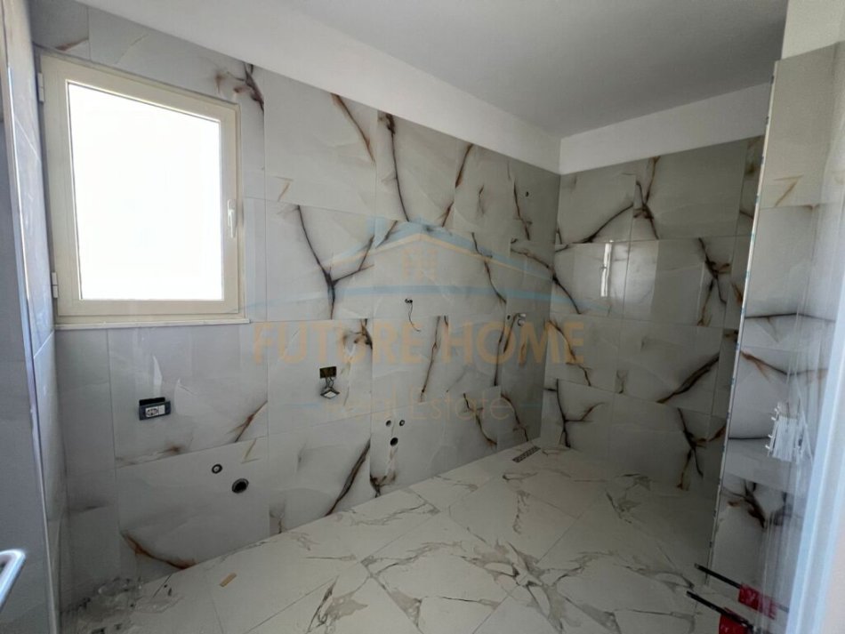 Durres, shitet apartament 1+1 Kati 3, 79 m² 79.000 € (Plazh Iliria, Durres)
