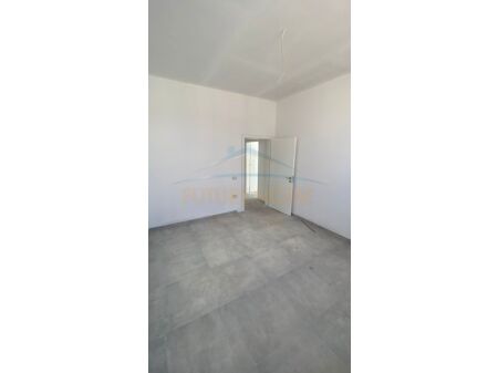 Tirane, shitet apartament 2+1 Kati 6, 85 m² 140.000 € (Shkoze, Tirane, AREA42510)