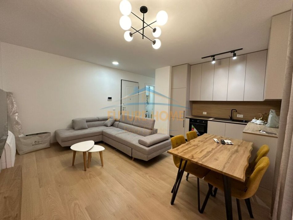 Tirane, jepet me qera apartament 2+1+Aneks+Ballkon Kati 3, 80 m² 950 € (KOMPLEKSI DELI JORGJI)