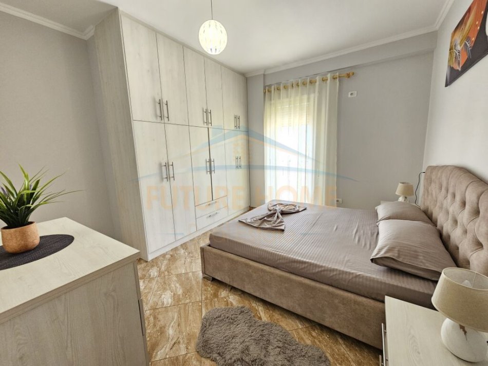 Durres, shitet apartament 1+1+Aneks Kati 4, 65 m² 105.000 € (Adria)