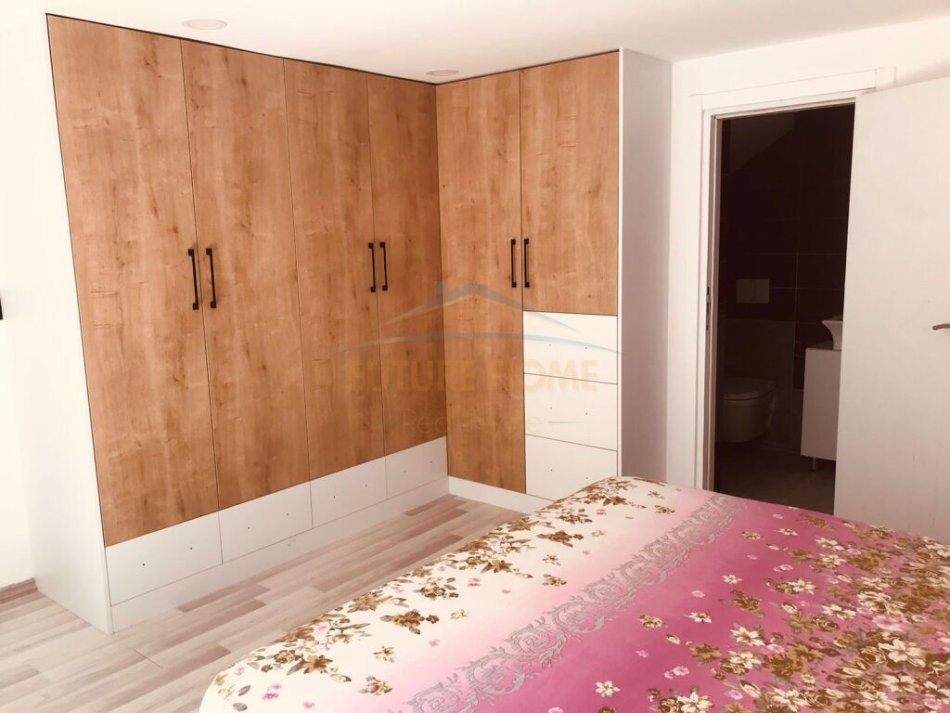 Tirane, shitet apartament 2+1 Kati 2, 64 m² 90.200 € (Rruga Muhamet Deliu.)