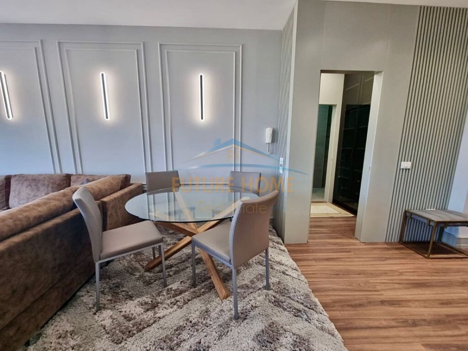 Tirane, shitet apartament 2+1+Ballkon Kati 3, 115 m² 245.000 € (LIQENI THATE)