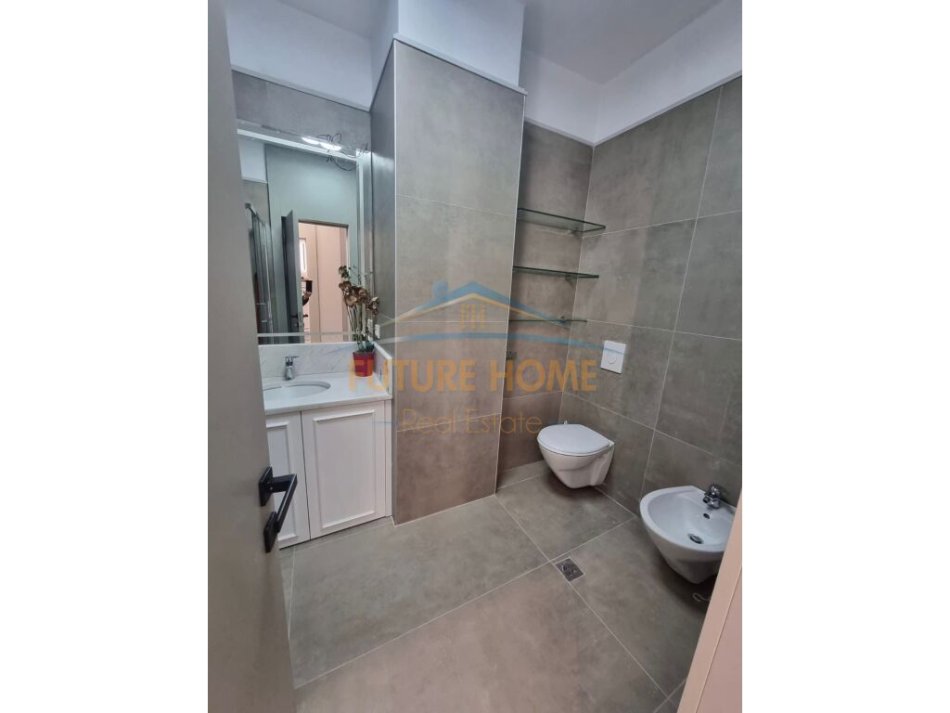 Tirane, shitet apartament 2+1+Ballkon Kati 3, 115 m² 245.000 € (LIQENI THATE)