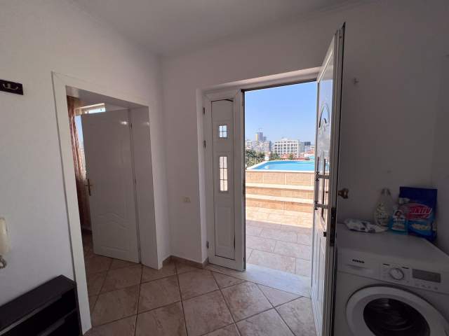 Tirane, shitet apartament 1+1 Kati 5, 164 m² 100.000 Euro (Riza cerova)