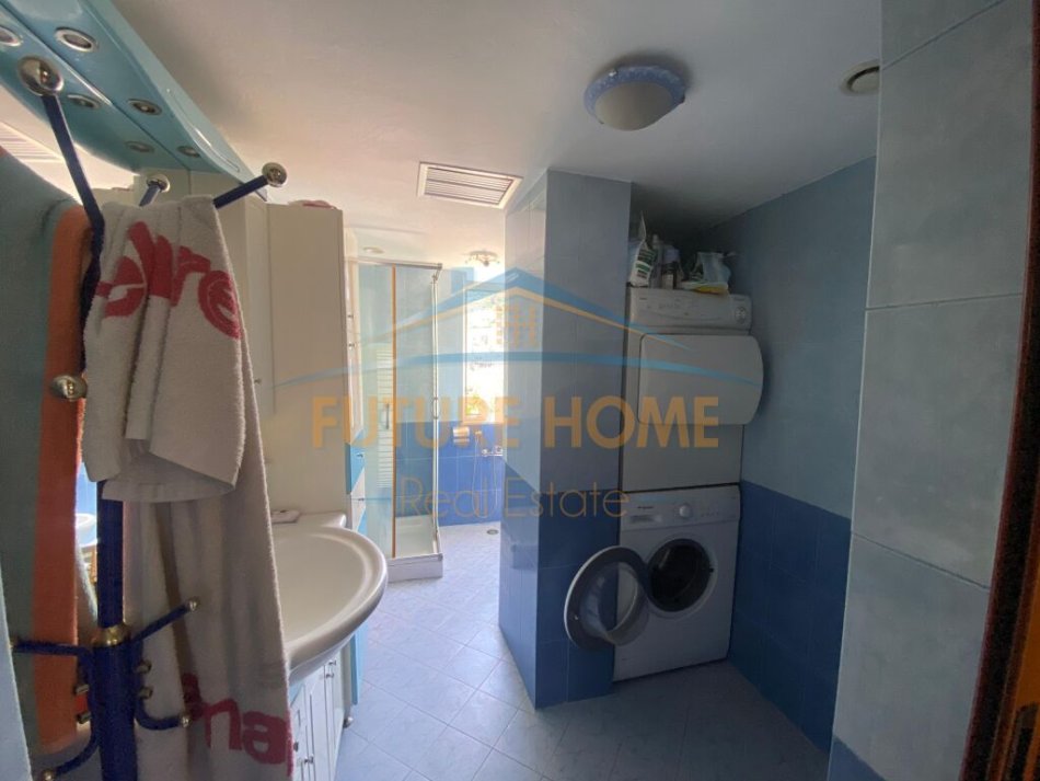 Tirane, shes apartament duplex 4+1+Ballkon Kati 4, 220 m² 282.000 € (Rezidenca Kodra e Diellit 1)