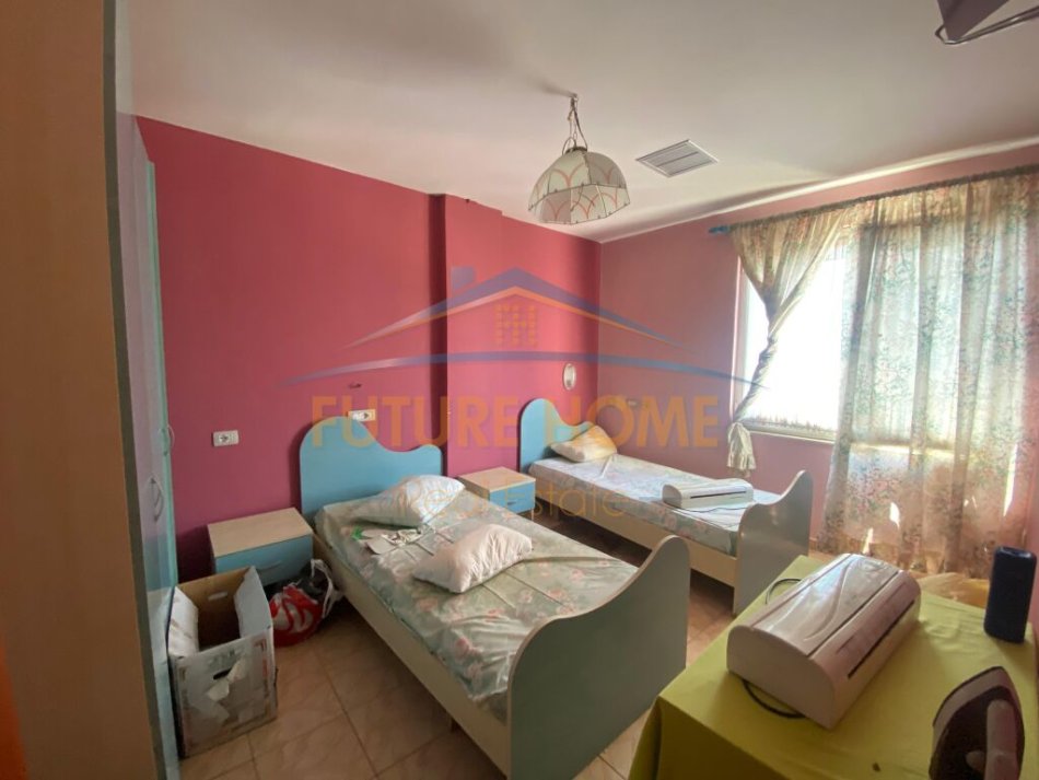 Tirane, shes apartament duplex 4+1+Ballkon Kati 4, 220 m² 282.000 € (Rezidenca Kodra e Diellit 1)