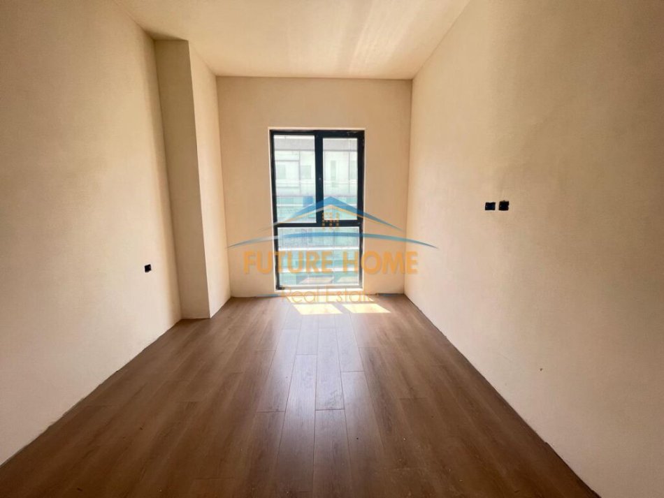 Tirane, shitet apartament 3+1+Ballkon Kati 3, 140 m² 298.000 € (Bulevardi Gjergj Fishta)
