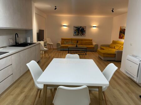 Tirane, shitet 2+1 Kati 2, 139 m² 275.000 € (Kopshti Botanik, Tirane, AREA42670)