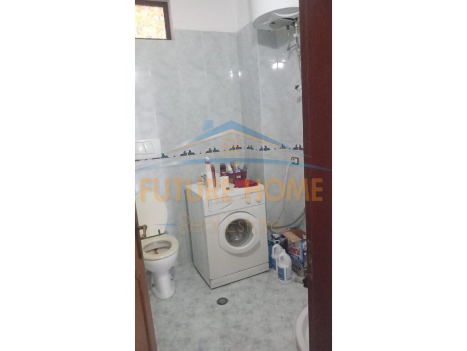 Tirane, shitet Vile 3+1+Ballkon Kati 0, 493 m² 270.000 € (PEZE E VOGEL)