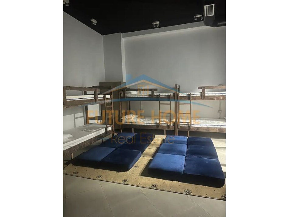 Tirane, shitet ambjent biznesi Kati 0, 54 m² 85.000 € (UNAZA E RE)