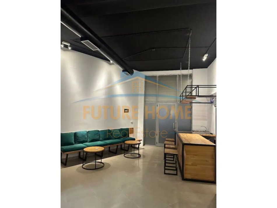 Tirane, shitet ambjent biznesi Kati 0, 54 m² 85.000 € (UNAZA E RE)