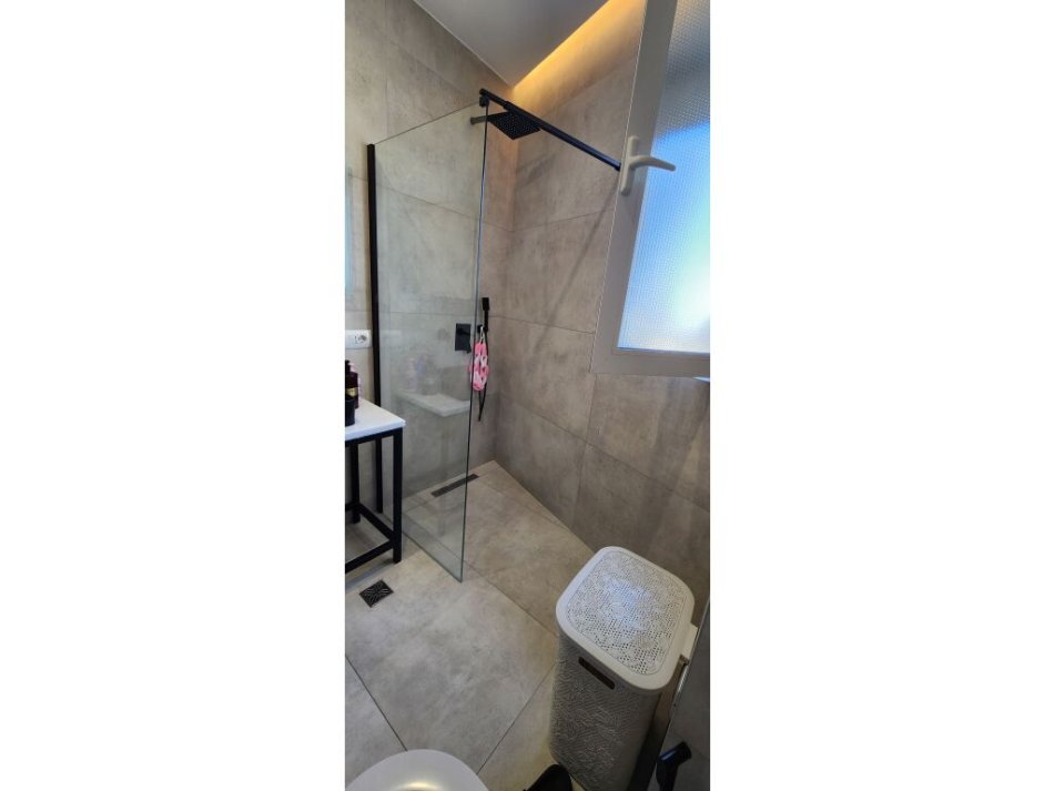 Tirane, jepet me qera apartament 2+1+Aneks+Ballkon Kati 12, 110 m² 650 € (Ish Parku, Tiranë)