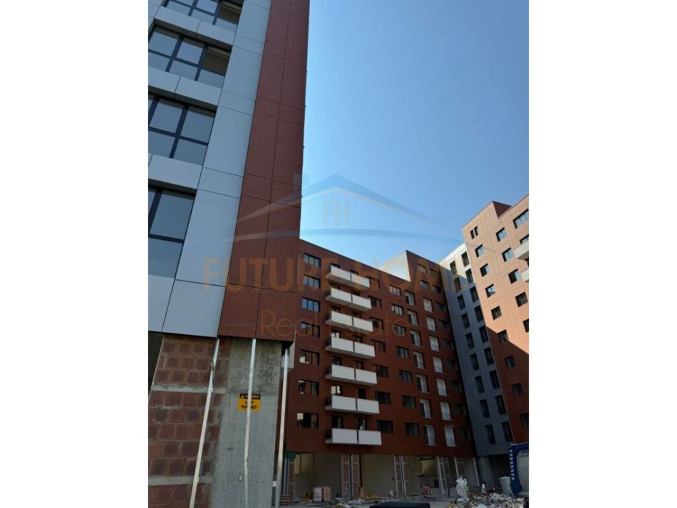 Tirane, shitet apartament 1+1 Kati 8, 80 m² 96.360 € (UNAZA E RE)
