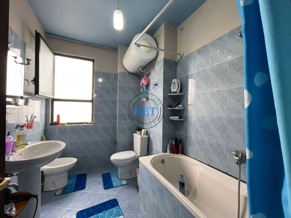 Durres, shitet apartament 2+1+Ballkon, Kati 5, 92 m² 86,000 € (Stadiumi)