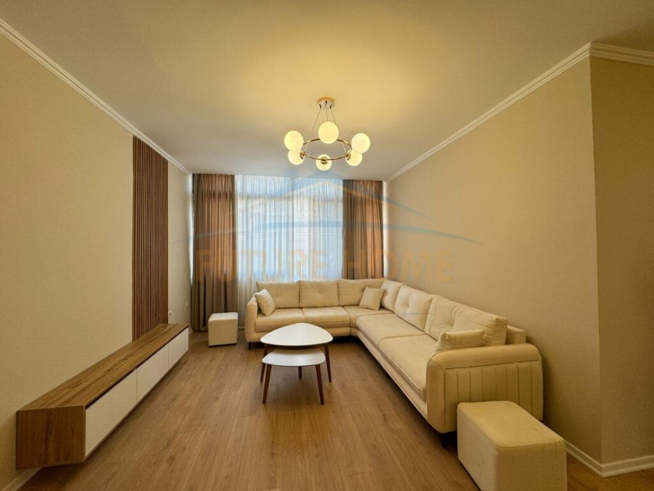 Tirane, shitet apartament 2+1 Kati 7, 102 m² 126.000 € (Unaza e Re)