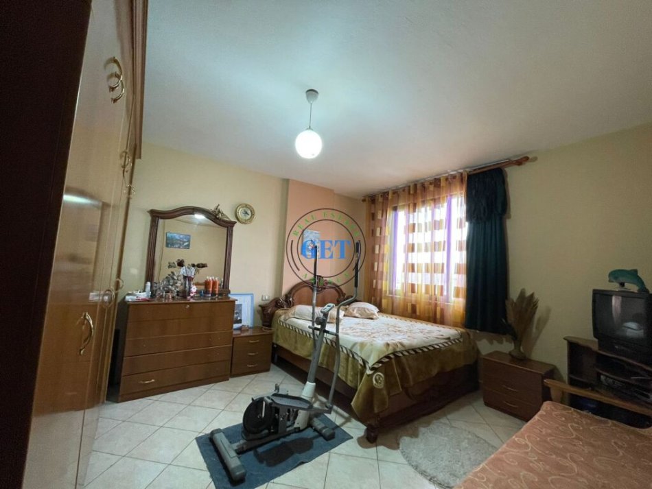 Durres, shitet apartament 2+1+Ballkon, Kati 5, 92 m² 86,000 € (Stadiumi)