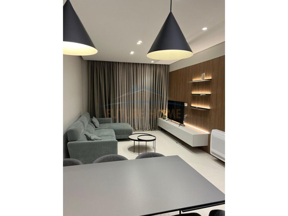 Tirane, jepet me qera apartament 2+1+Ballkon Kati 6, 90 m² 650 € (Don Bosko)