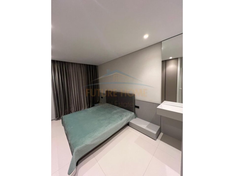 Tirane, jepet me qera apartament 2+1+Ballkon Kati 6, 90 m² 650 € (Don Bosko)