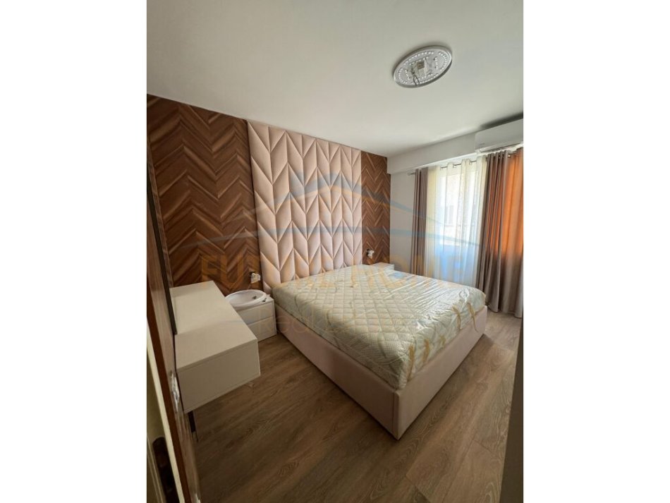 Shqiperi, jepet me qera 2+1+Ballkon Kati 8, 85 m² 400 € (Aleksander Goga)