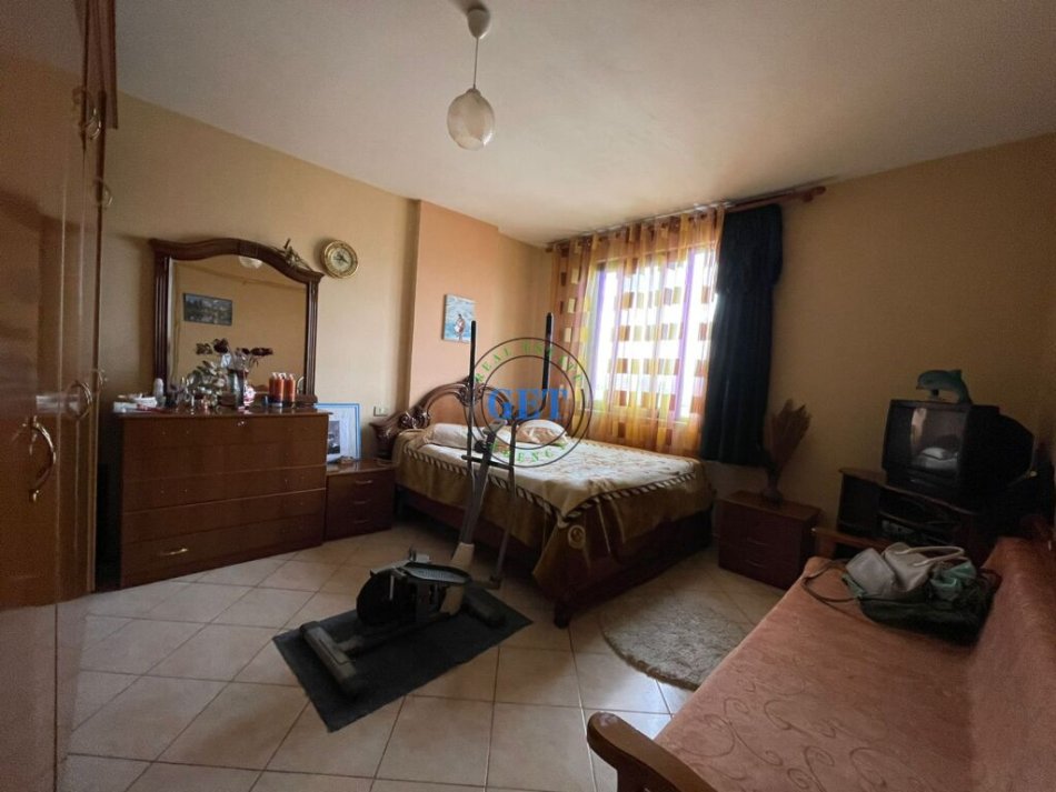 Durres, shitet apartament 2+1+Ballkon, Kati 5, 92 m² 86,000 € (Stadiumi)
