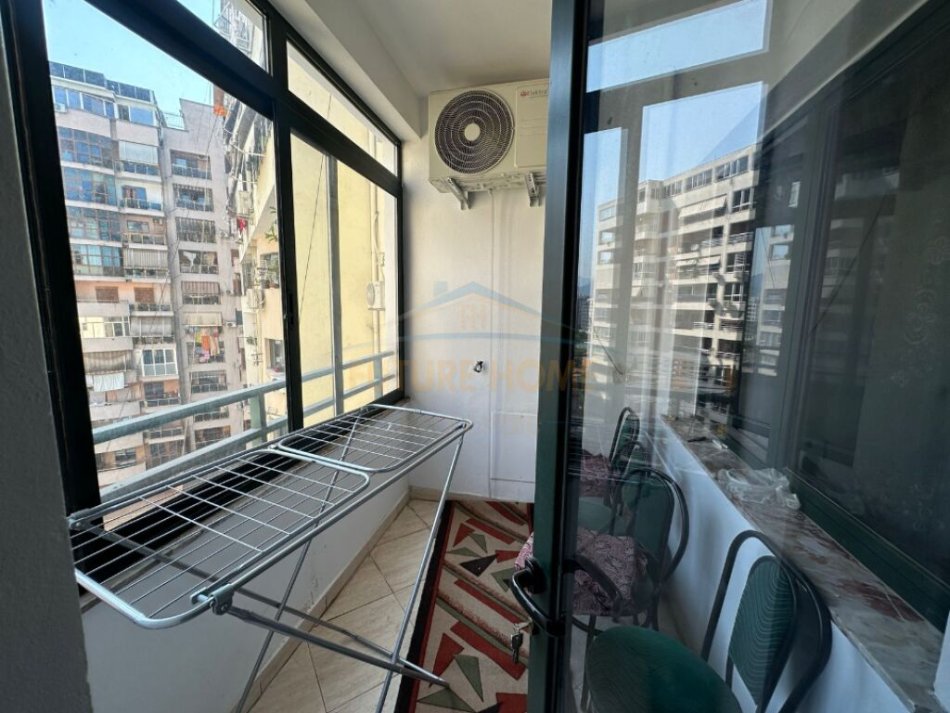 Tirane, shitet apartament 2+1+Ballkon Kati 8, 105 m² 210.000 € (Reshit Petrela)