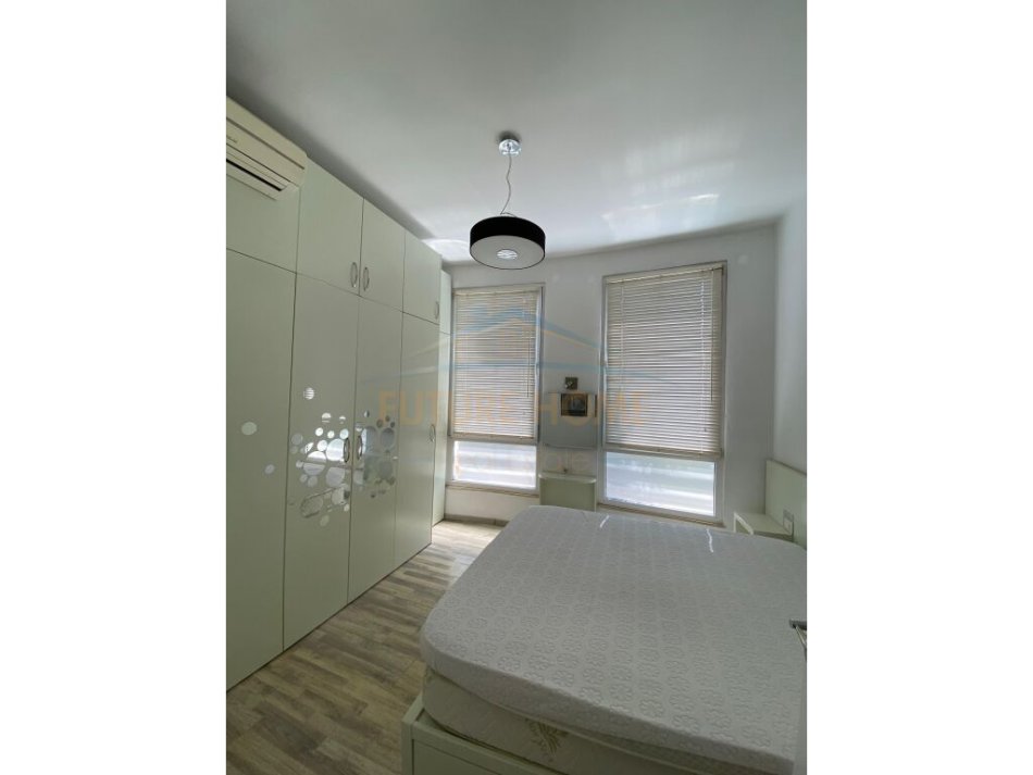 Tirane, jepet me qera apartament 3+1 Kati 1, 107 m² 700 € (KODRA E DIELLIT 1)