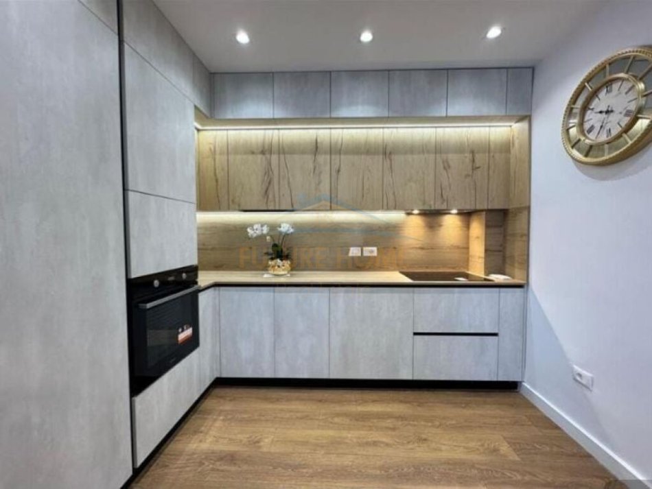 Tirane, shes apartament 2+1+Aneks+Ballkon Kati 5, 71 m² 225.000 € (STADIUMI DINAMO)