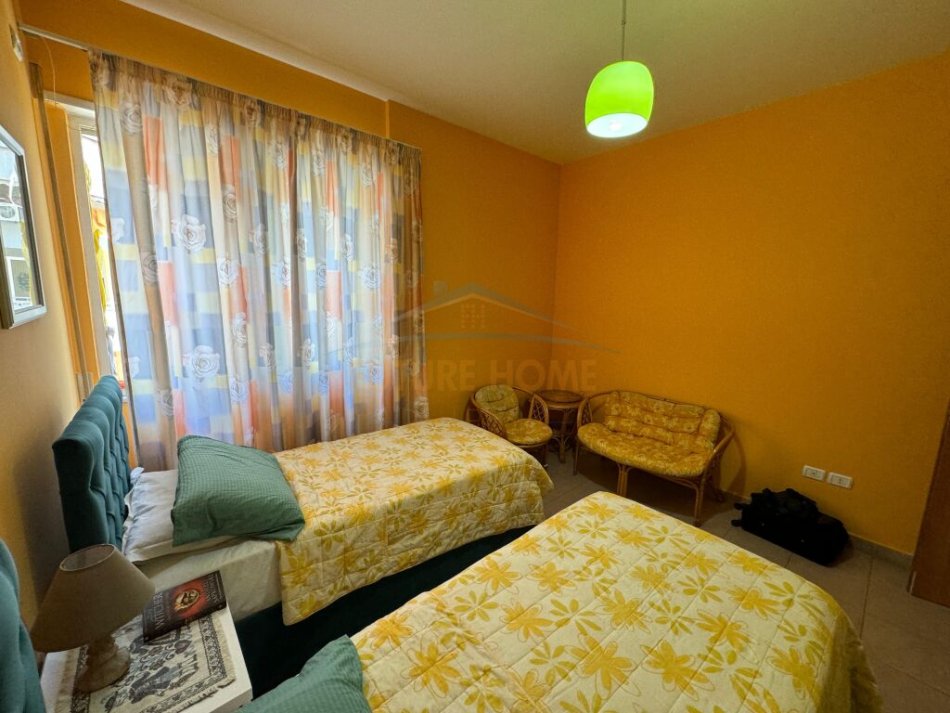 Tirane, jepet me qera apartament 2+1+Ballkon Kati 4, 112 m² 650 € (Pazari i RI)