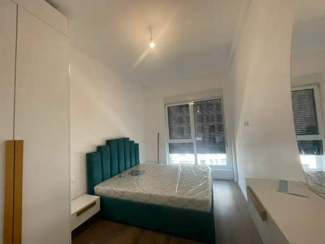 Tirane, ofert apartament 2+1+BLK Kati 4, 80 m² 700 Euro (21-dhjetori)