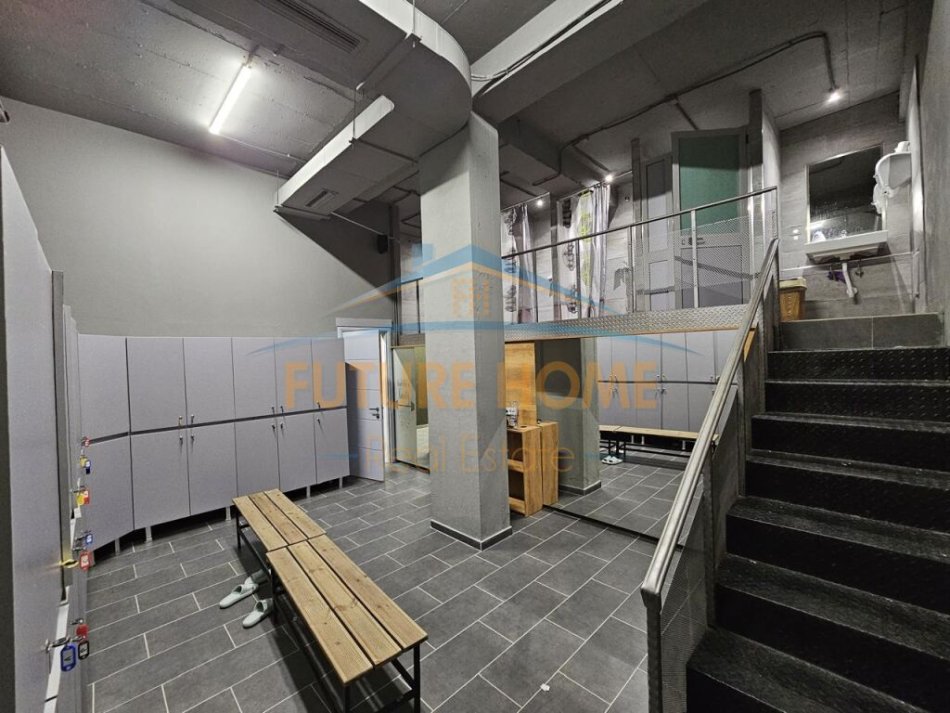 Tirane, jepet me qera ambjent biznesi Kati -1, 750 m² 3.750 € (RRUGA E ELBASANIT)