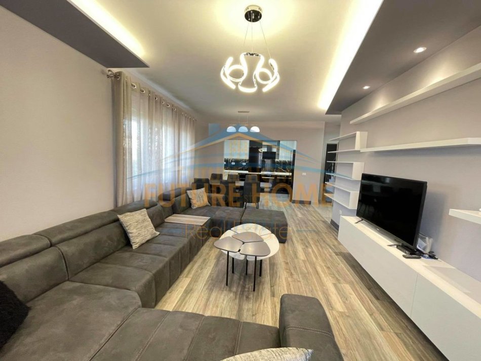 Tirane, jepet me qera apartament 3+1+Ballkon + Post Parkimi, Kati 2, 145 m² 1.000 € (Rezidenca Touch of the Sun)