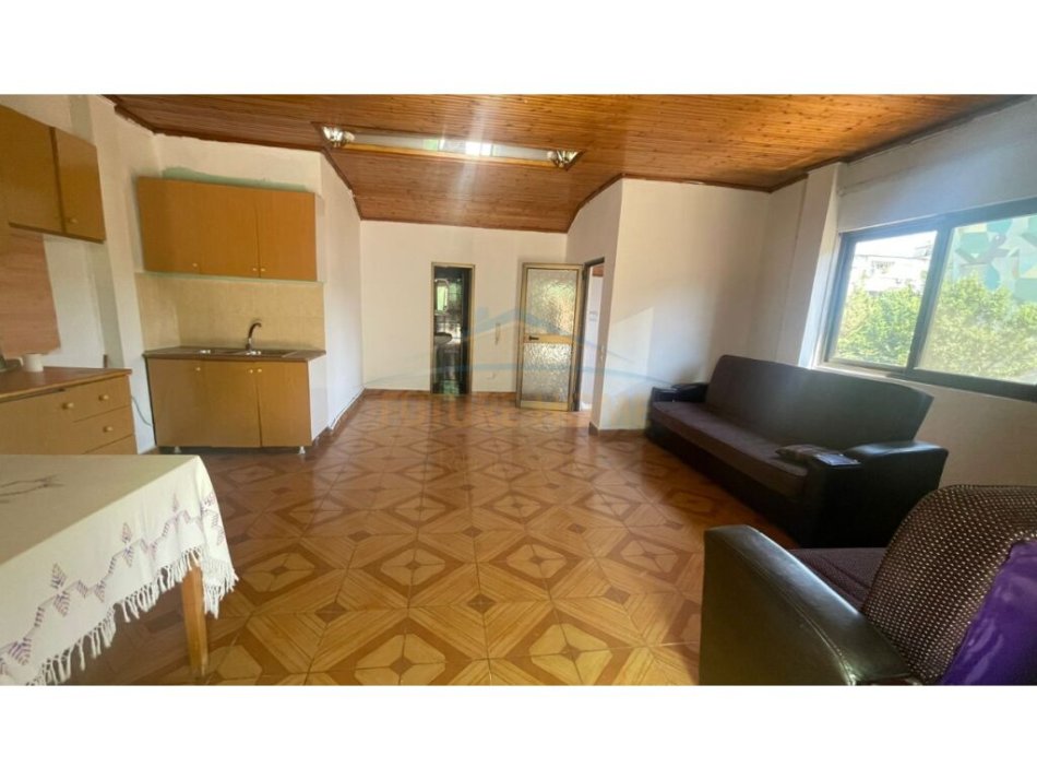 Tirane, jepet me qera shtepi private Kati 1, 115 m² 400 € (Bardhyl)