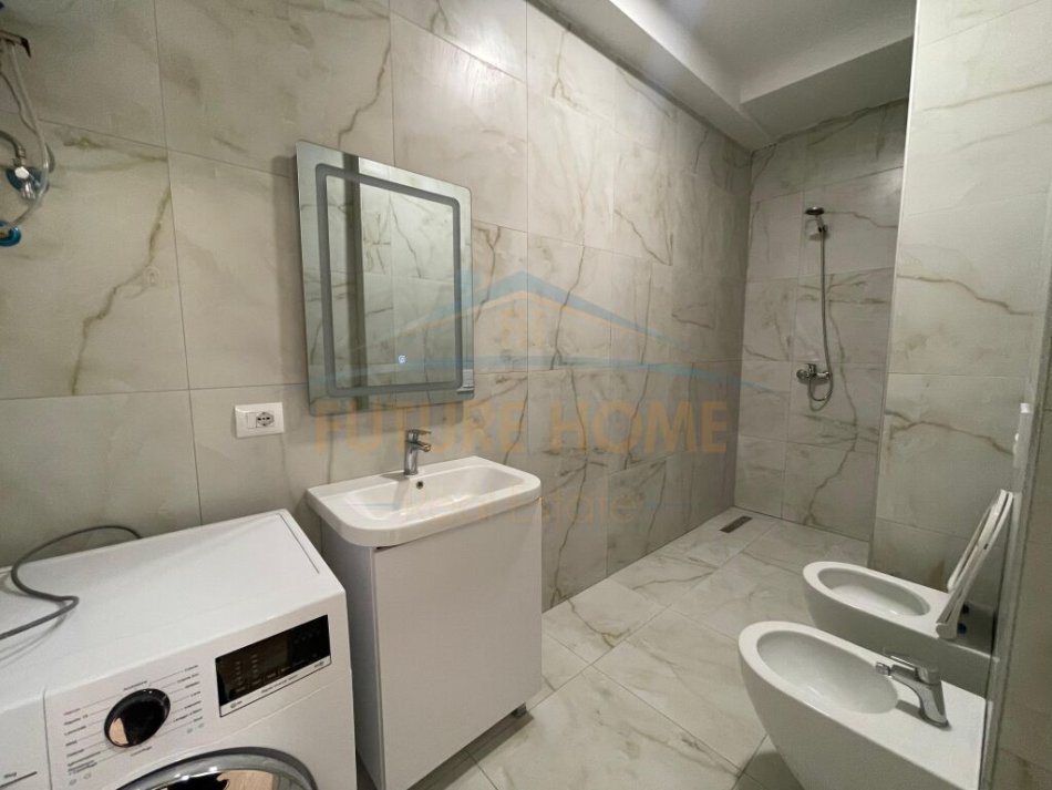 Tirane, jepet me qera apartament 1+1+Ballkon Kati 3, 64 m² 550 € (Jordan Misja)